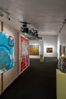 Viies erinevas näitusepaigas avati menukas Kevadnäitus